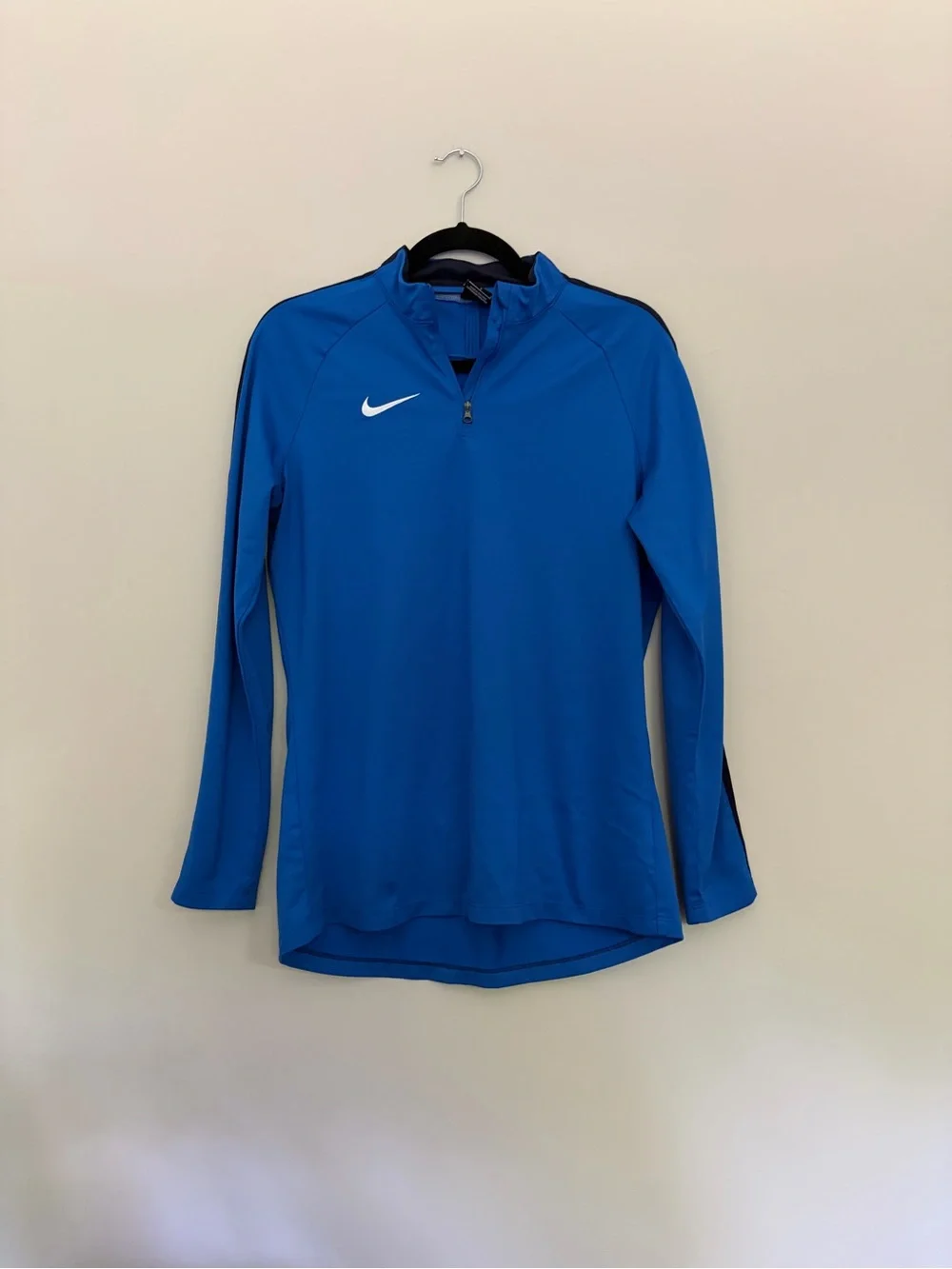 Nike Dri-Fit Blue Athletic 1/4-zip Top - size Large